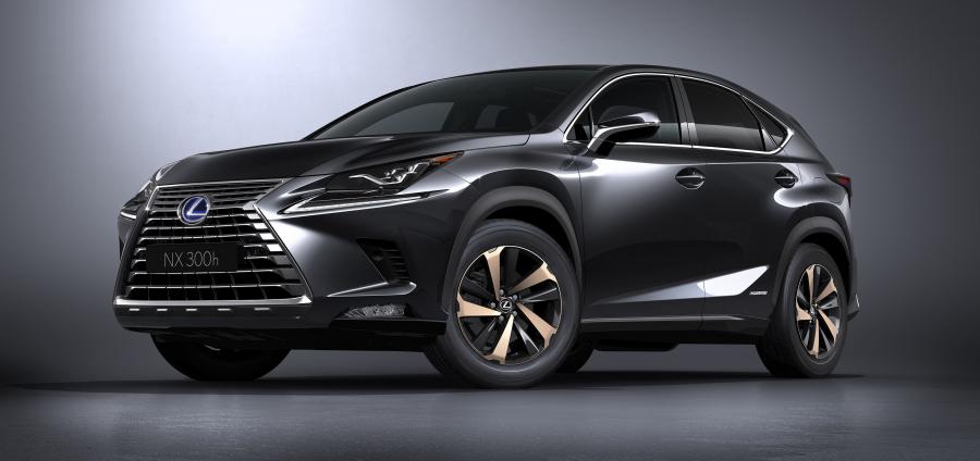  Lexus NX300h 2017 года  (WW) (фото 2 из 19)